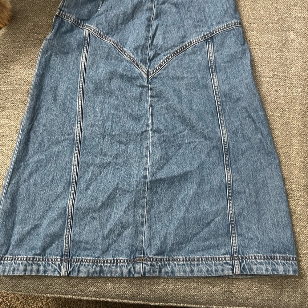 Old Navy Light Blue Denim A-Line Skirt